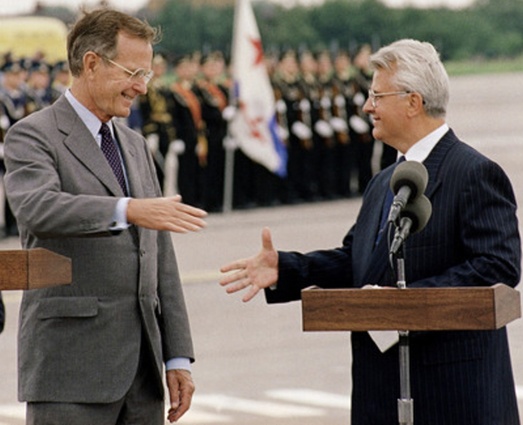 С Джорджем Бушем, Киев,1991 год