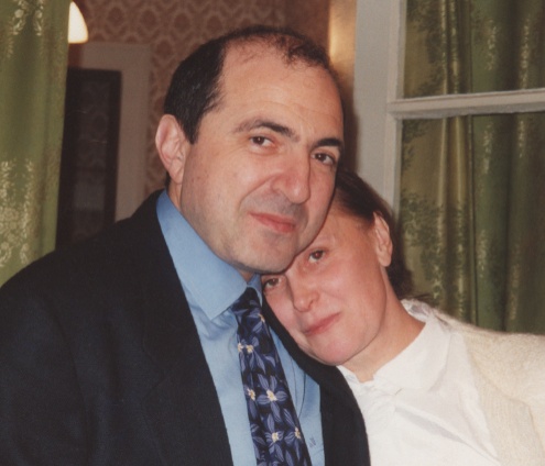 Борис Березовский с первой супругой Ниной Васильевной, середина 90-х