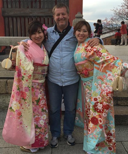 С местными гейшами в Киото, Япония