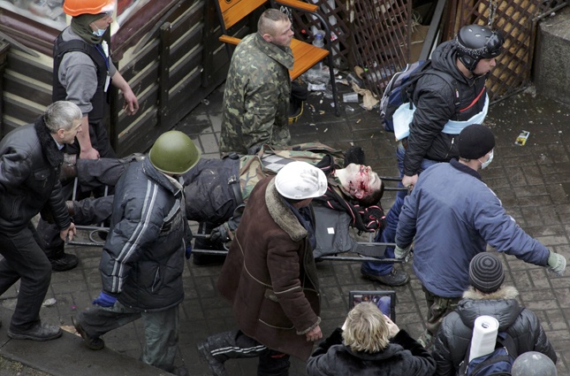 20 февраля 2014 года вошло в новейшую историю Украины как «кровавый четверг». Самое жестокое противостояние происходило на улице Институтской — там от рук снайперов погибло около 50 повстанцев