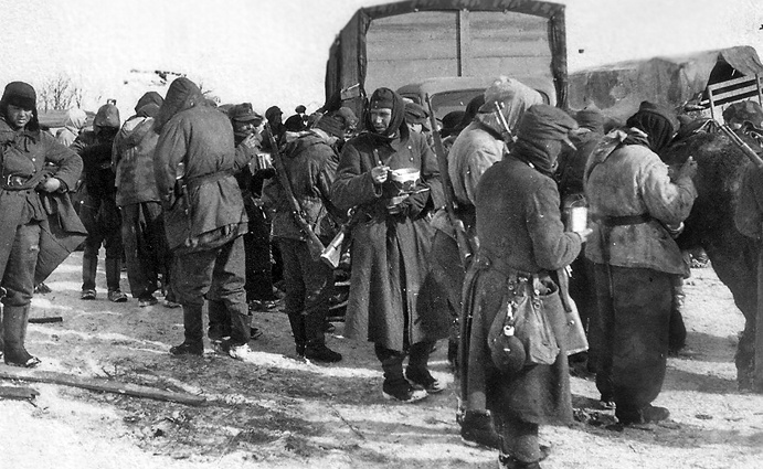 Солдаты гитлеровской армии возле Каменец-Подольского, февраль1944 года