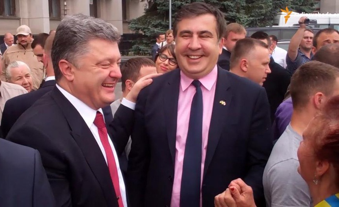 «Испортил ли Порошенко свой имидж, отобрав гражданство у Саакашвили?»