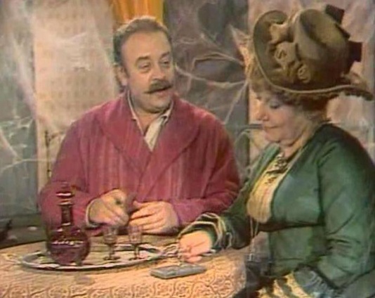 В роли кондуктора Тычкина с Антониной Дмитриевой, «В номерах», 1973 год