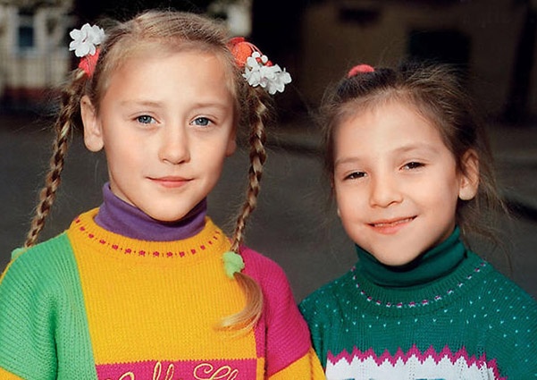 Дочери Настя и Аня, 1995 год. Анастасия Подгородецкая умерла от рака в 2003-м, Анна преподает русский язык иностранцам