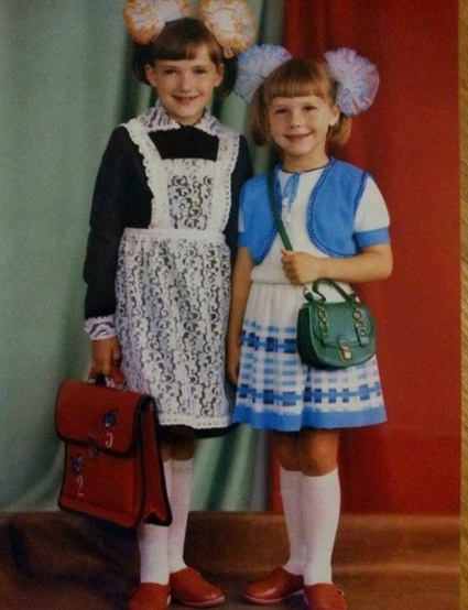 Надя с сестрой, снова в школу, 1989 год