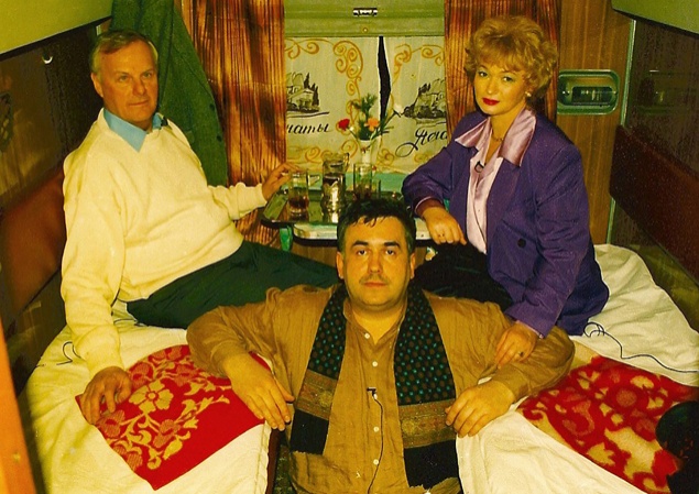 С актером и другом семьи Стасом Садальским, 1995 год