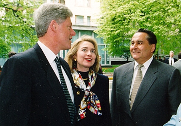 С Биллом и Хиллари Клинтон в Киеве