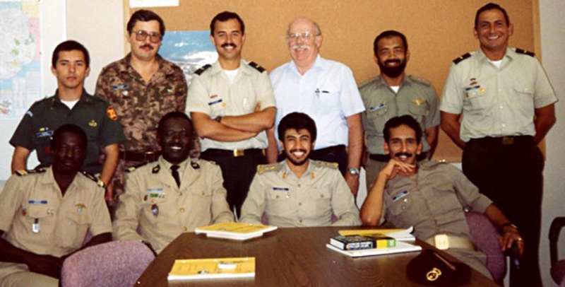 Анатолий Гриценко в составе учебной группы иностранных слушателей Института иностранных языков Министерства обороны США, Сан-Антонио, штат Техас, 1993 год