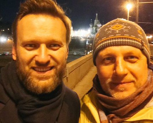 С Алексеем Навальным. Селфи на ночном мосту с видом на Кремль, 2016 год
