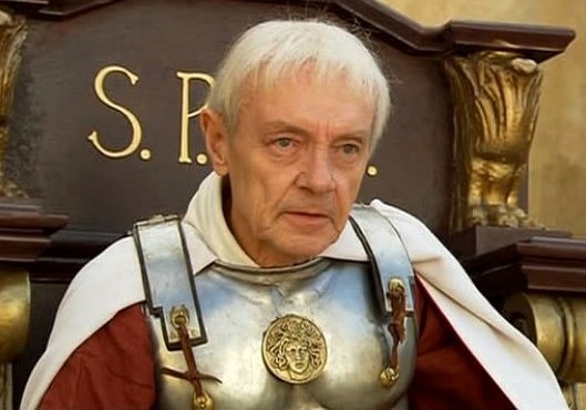 Кирилл Лавров сыграл Понтия Пилата за несколько лет до смерти. Фото: kinodisk.com 