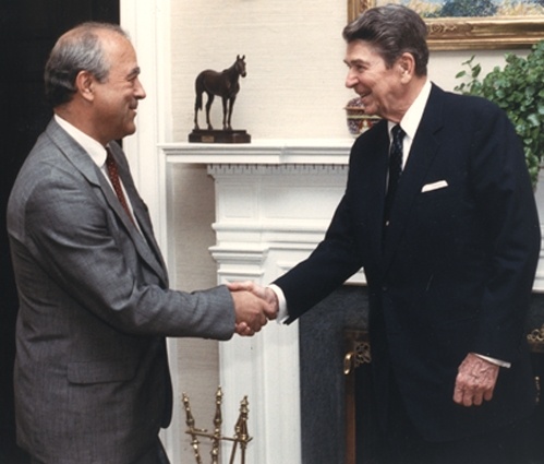 С 40-м президентом США Рональдом Рейганом, конец 80-х