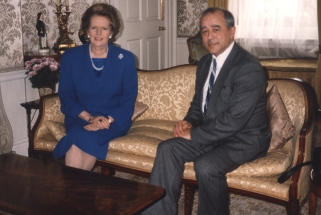 С премьер-министром Великобритании Маргарет Тэтчер в ее лондонской резиденции на Даунинг-стрит, конец 80-х