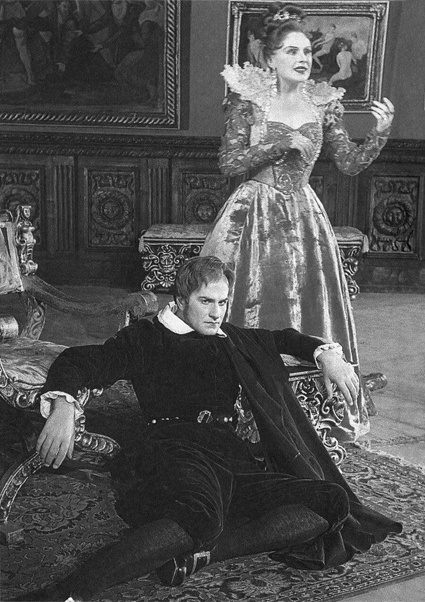 С Людмилой Фетисовой в постановке «Мечты Кинолы», 1954 год