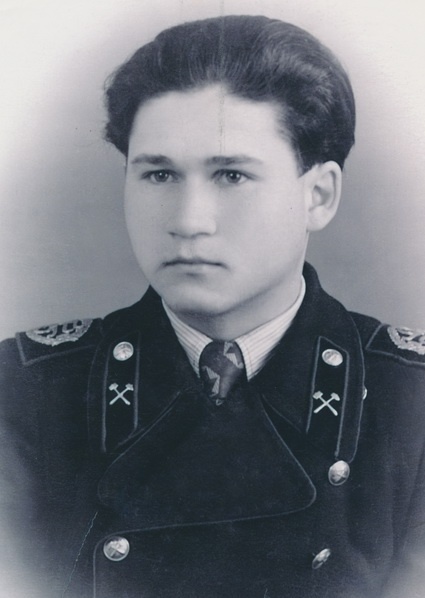 Студент Днепропетровского горного института, 1952 год